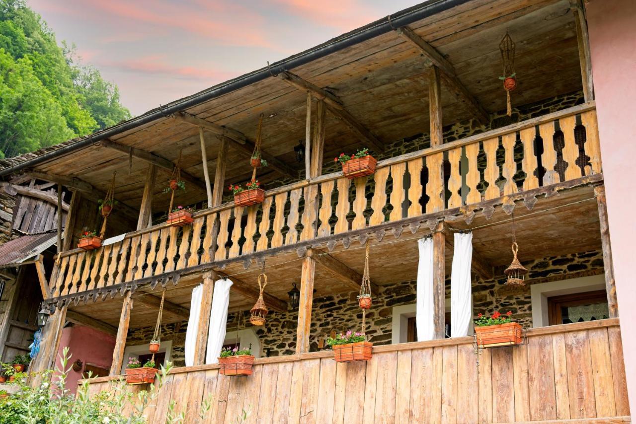 Shanty Calasca-Castiglione Exterior foto